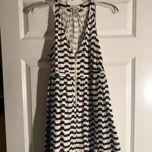 Pinky black and white stripped dress